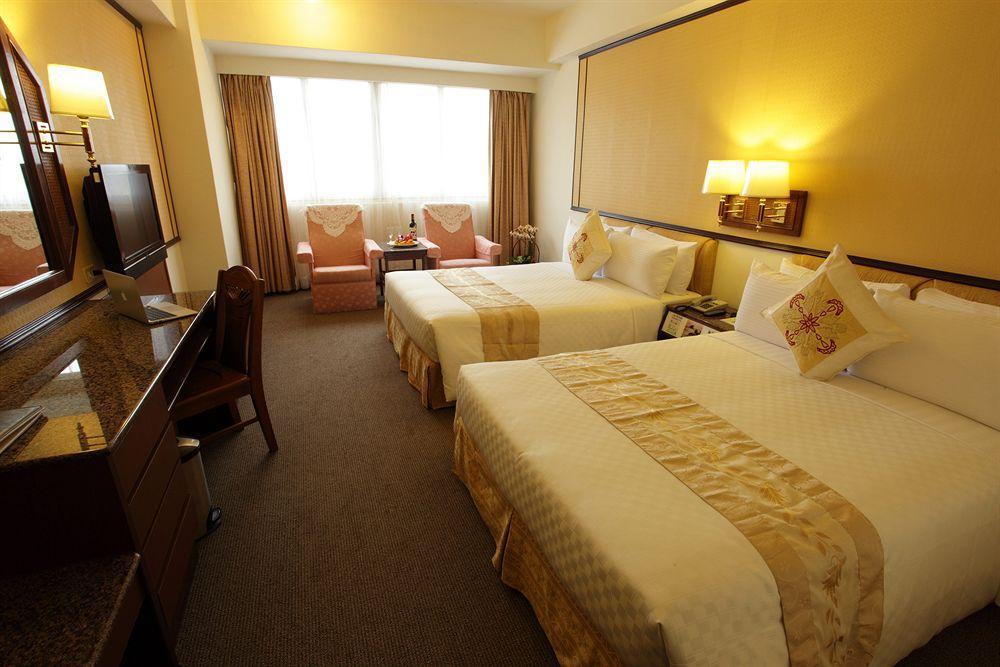 Pleasant Hotels International Taoyuan Extérieur photo