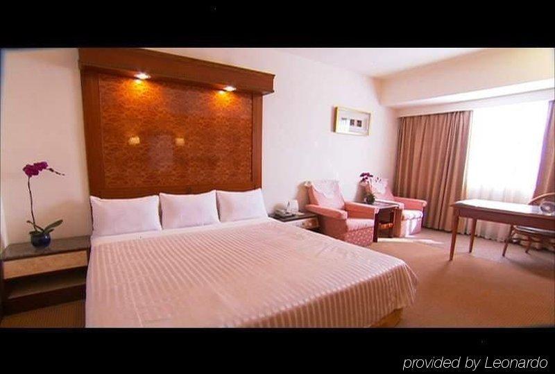 Pleasant Hotels International Taoyuan Extérieur photo